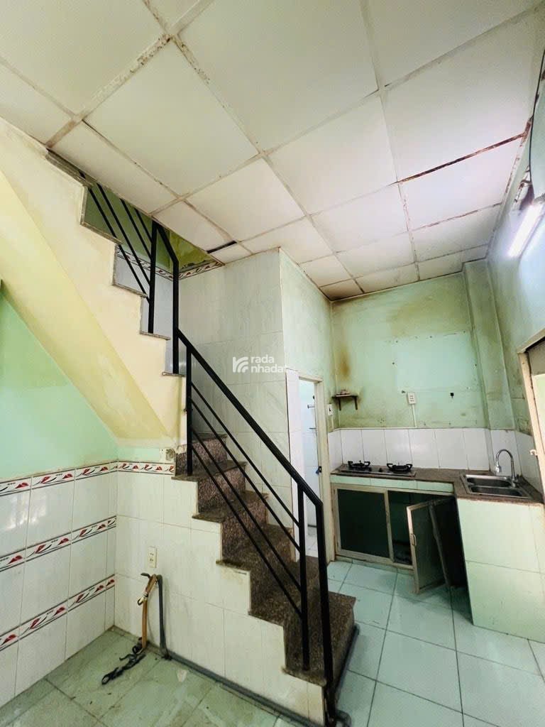 Hiếm nhất phân khúc -Trần Xuân Soạn - nhỉnh 2T tiểu học - căn góc 2MT -đúc BTCT - hẻm ba gác