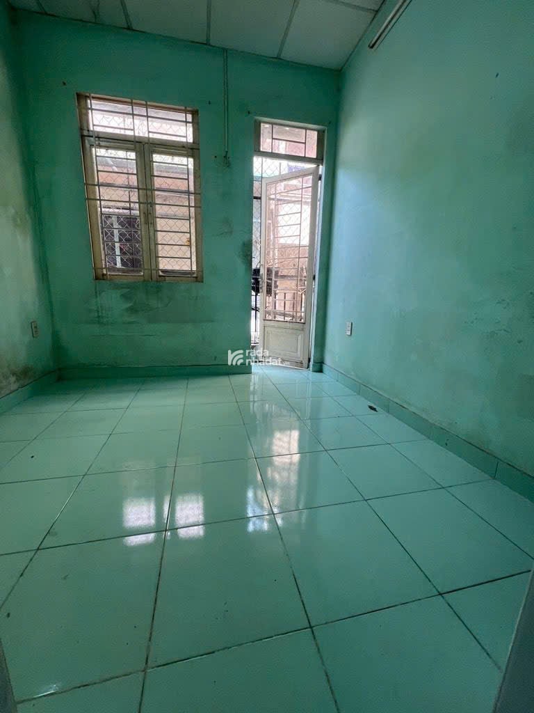 Hiếm nhất phân khúc -Trần Xuân Soạn - nhỉnh 2T tiểu học - căn góc 2MT -đúc BTCT - hẻm ba gác