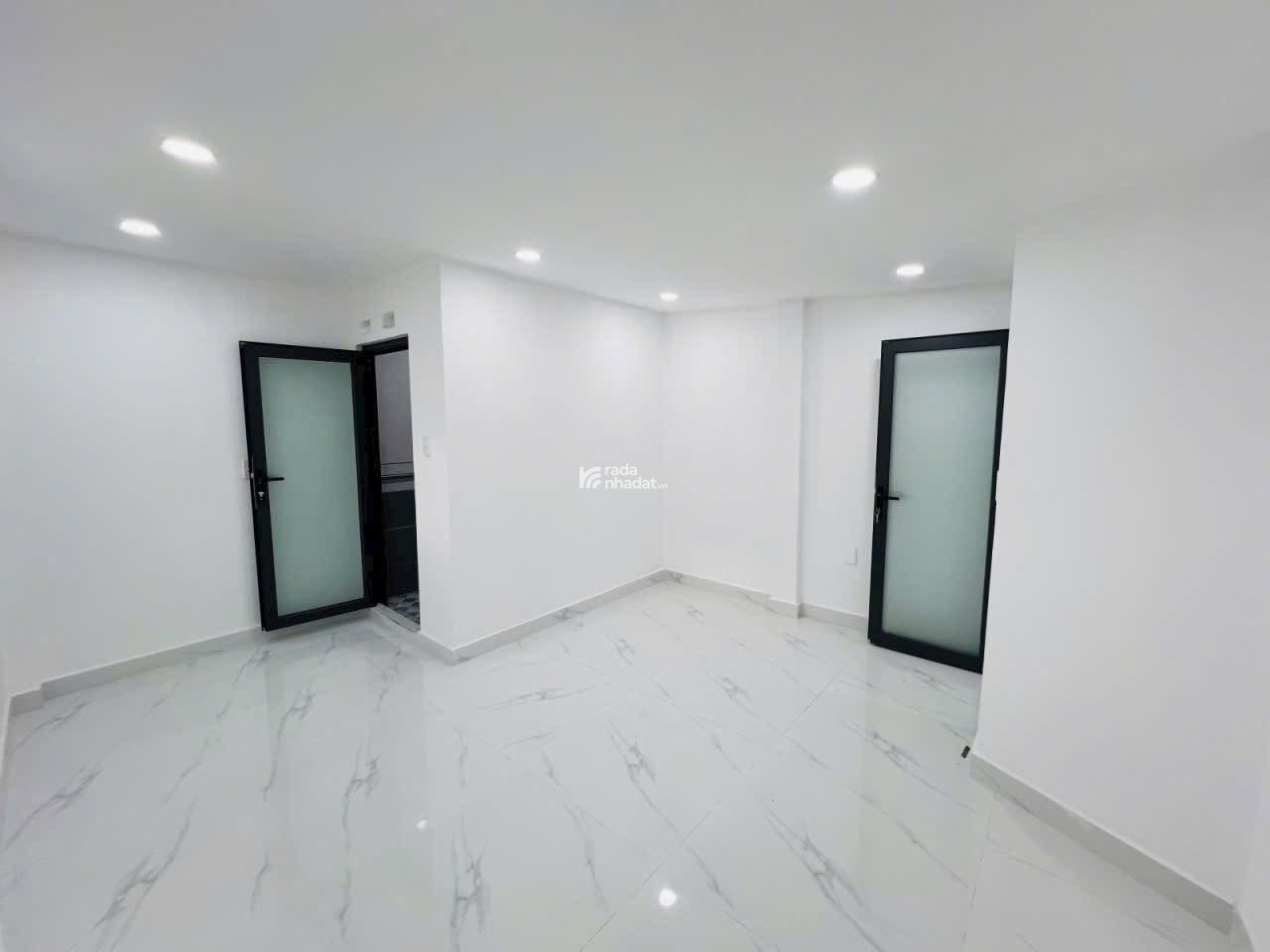 SOS! BÁN NHÀ ĐOÀN VĂN BƠ, PHƯỜNG 16, QUẬN 4, GIÁ TỐT CHỈ 3 tỷ850 TL SỔ RIÊNG HXH