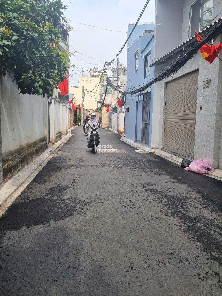 BÌNH THẠNH HXH NHỰA 5  TẦNG 4 PN CHO THUÊ 17TR/THÁNG NHỈNH 4 TỶ