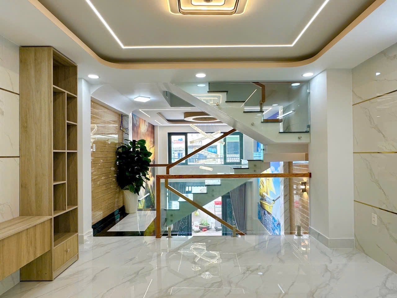 Nhà gì đẹp vậy ? Nhà tại Phan Văn Trị P11 Bình Thạnh, DT: 42m2 chỉ 4tỷ550tr. SHR.