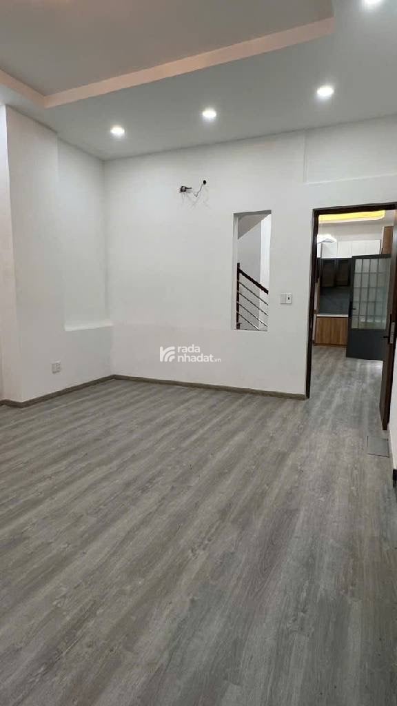 HXH Q10 - 4 TẦNG BTCT - SAU LƯNG CĂN MẶT TIỀN - 55M2 - NGANG 13M DÀI 4.5M - 