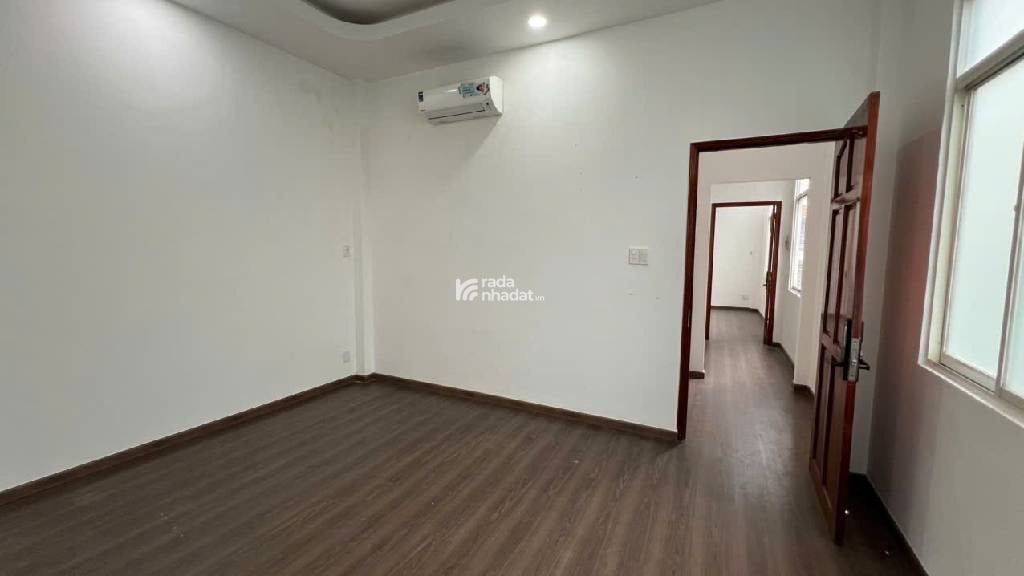 HXH Q10 - 4 TẦNG BTCT - SAU LƯNG CĂN MẶT TIỀN - 55M2 - NGANG 13M DÀI 4.5M - 