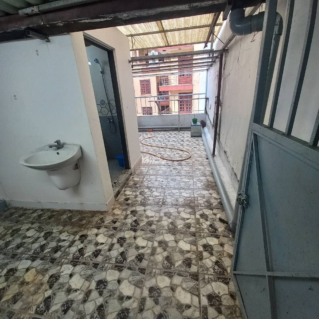 Nhà mới - Hẻm Xe Hơi - Âu Dương Lân - Quận 8 -  55m2 -  3 tầng - Hiện Hữu - chỉ nhỉnh 5ty 
