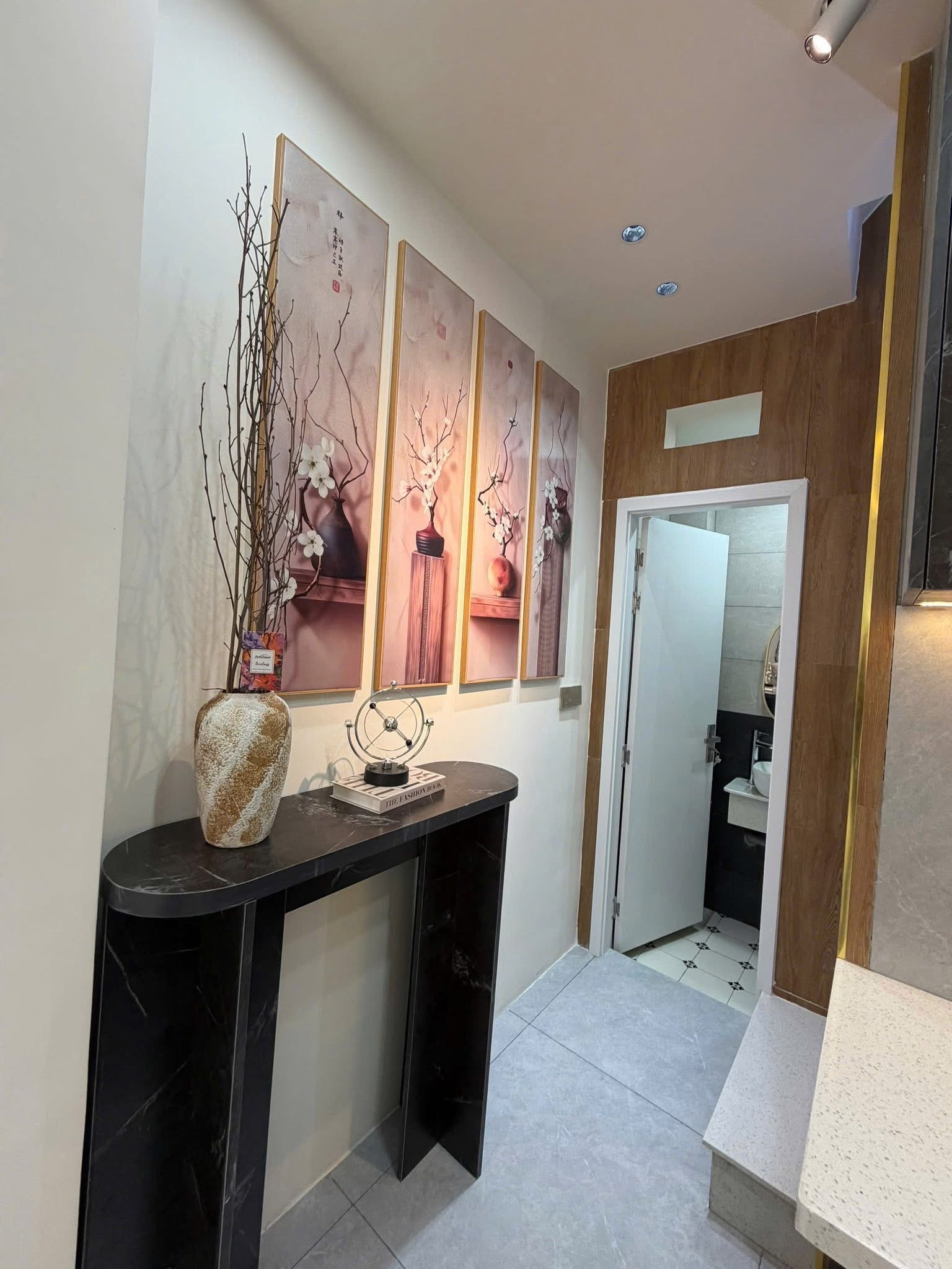 Bán gấp siêu phẩm nhà tại Nguyễn Thiện Thuật, Phường 11, Quận 3, TP. HCM, 32m2 đẹp xuất sắc