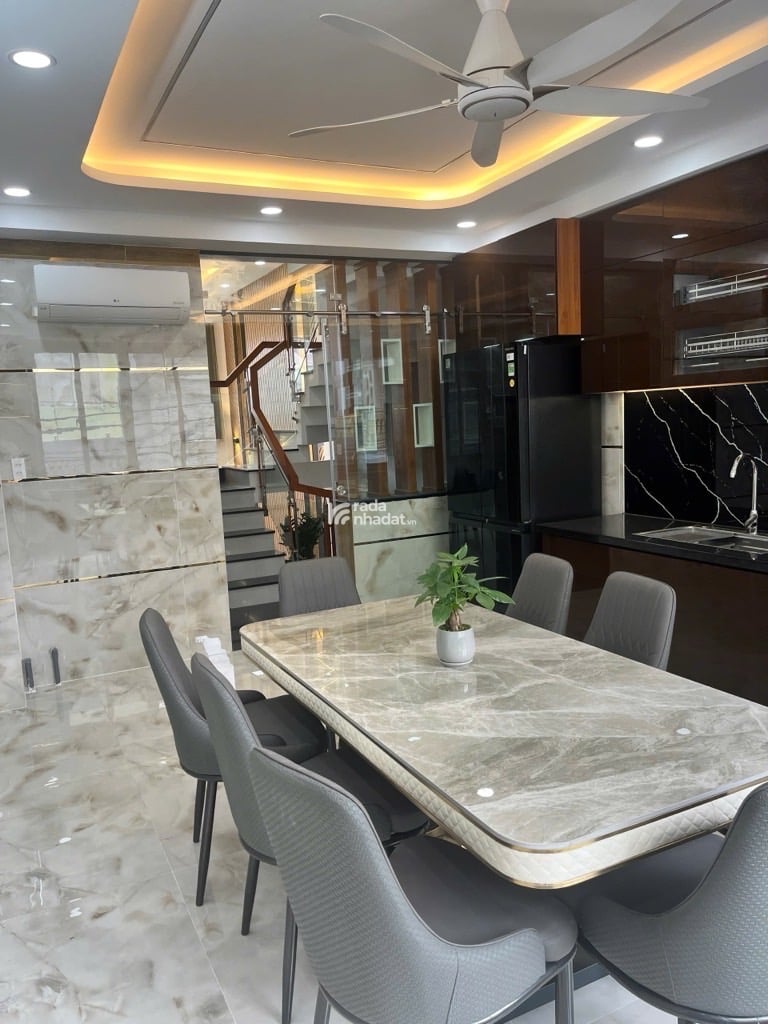 NHÀ MỚI THIẾT KẾ ĐẸP - HẺM XE HƠI THÔNG NGAY NGÃ TƯ 4 XÃ - HƯƠNG LỘ 2 - GIÁP TÂN PHÚ - 5 TẦNG - FUL