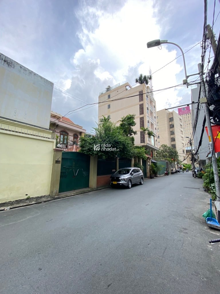 NGUYỄN TRÃI KẾ BÊN BỘ CÔNG AN -CẦU ÔNG LÃNH- QUẬN 1-DT: 6.8*16M- 45 TỶ