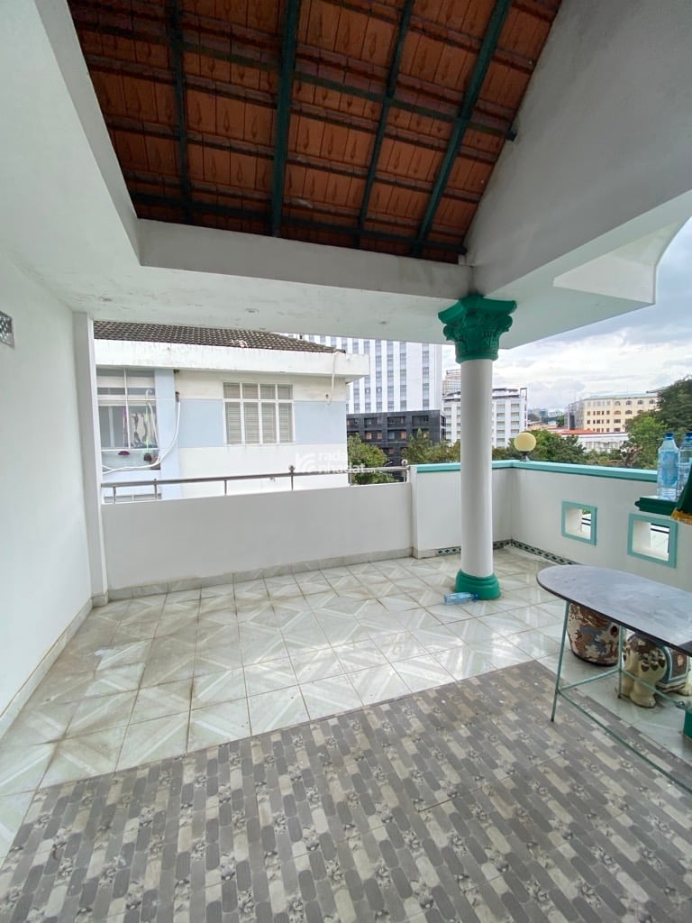 NGUYỄN TRÃI KẾ BÊN BỘ CÔNG AN -CẦU ÔNG LÃNH- QUẬN 1-DT: 6.8*16M- 45 TỶ