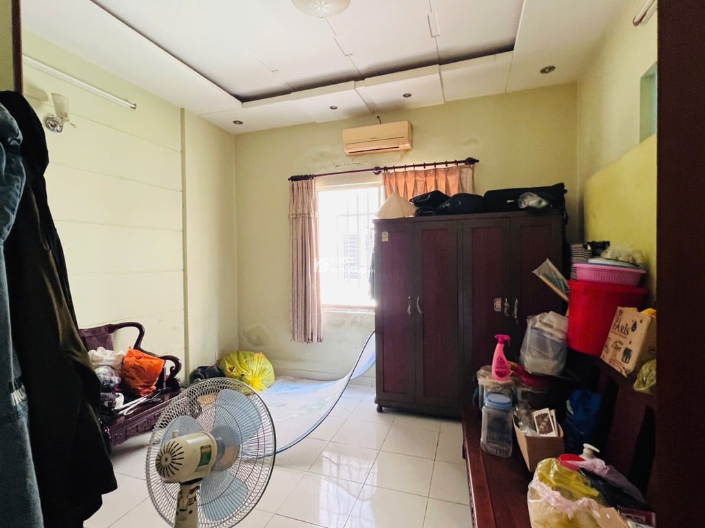 BÁN NHÀ MẶT TIỀN 80M2 4 TẦNG BTCT 14.8 TỶ QUẬN 8 ĐỐI DIỆN BỆNH VIỆN QUẬN 8