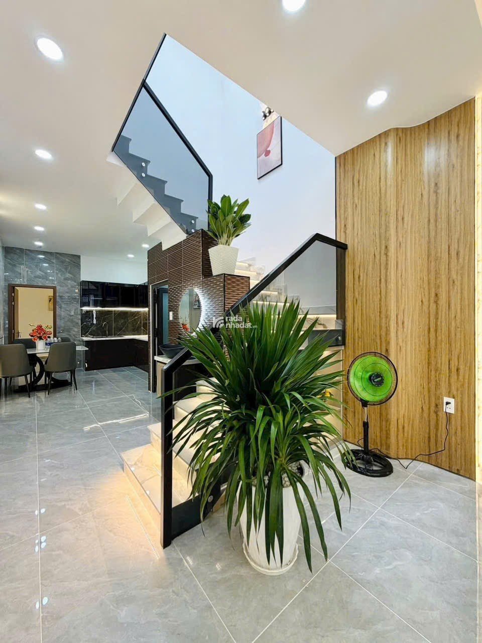 Bán nhà cực êm Trường Sa, P12, Quận 3, 4 tỷ, sổ riêng, tiện ích xung quanh đầy đủ