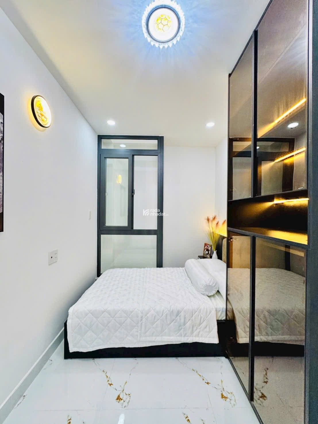 Bán nhà ngộp 3 lầu hoàn công đủ, 3tỷ3 DT 59.6m2, Lê Quang Định P1 Quận Gò Vấp, Công chứng liền