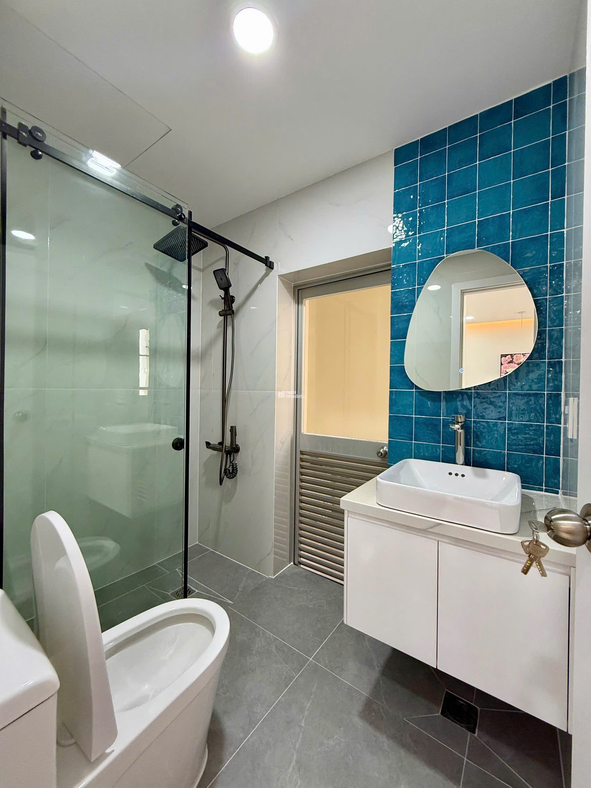 Bán nhanh căn hộ Sky garden 2, PMH, Q7, 71m2, TK 2 PN nhà mới đẹp, giải chỉ 5,1 tỷ 