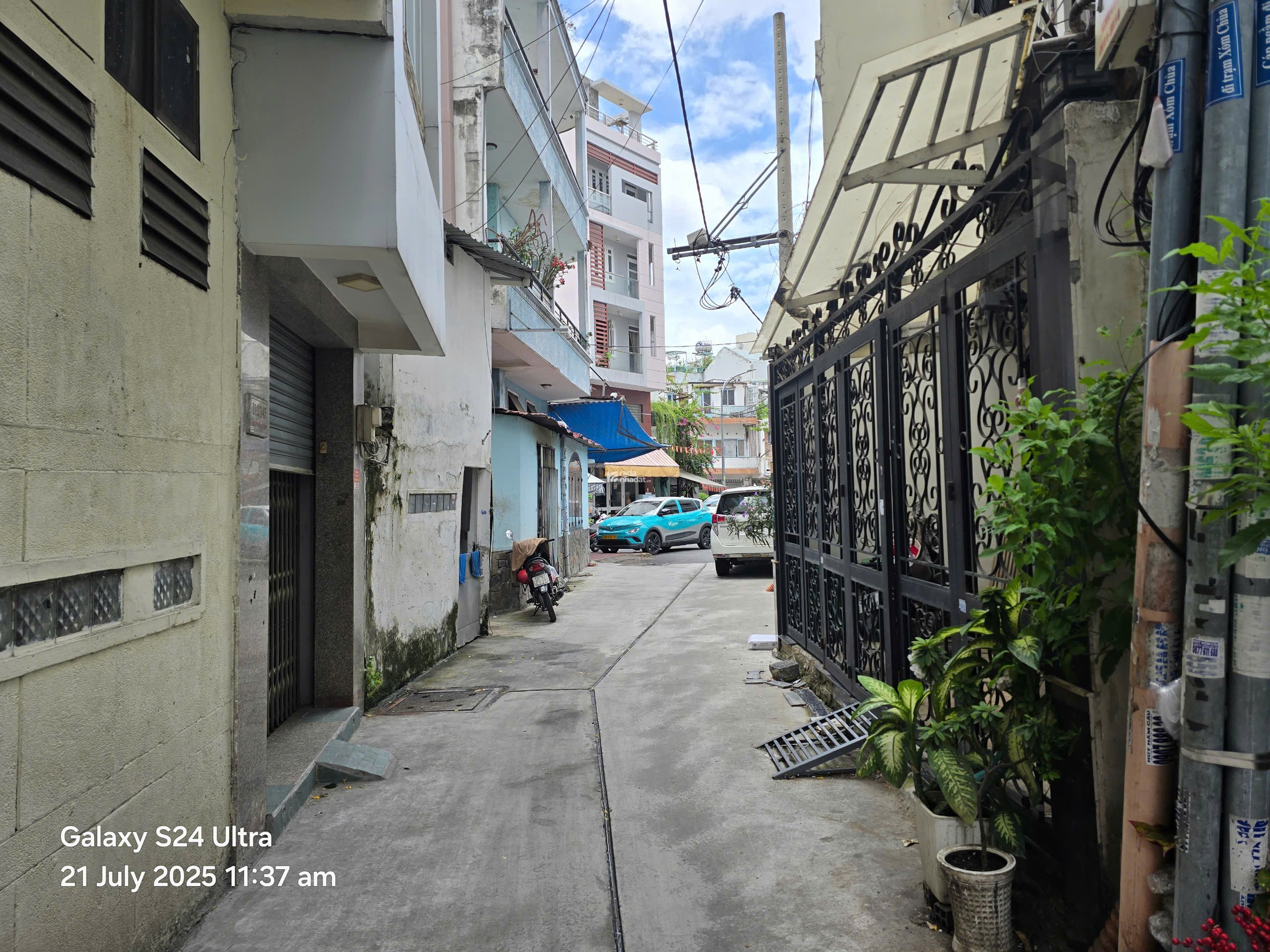 Bán nhà HXH tại đường Nguyễn Văn Nguyễn Q1 dt(5.2 x 11m) giá 18 tỷ