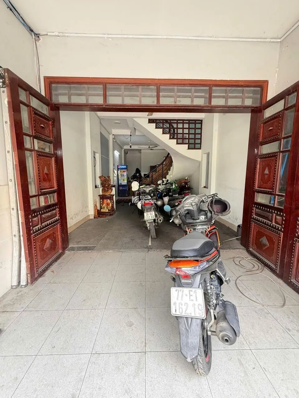 SIÊU PHẨM 4 TẦNG NGAY TÂN SƠN NHÌ ,VỊ TRÍ TRUNG TÂM, KINH DOANH SẦM UẤT 
