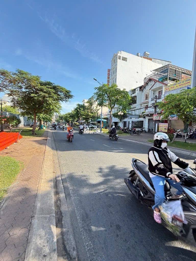 [TÂN BÌNH] MẶT TIỀN ĐỒNG ĐEN - 227M2 - 3 TẦNG - NGANG 6.4 NỞ HẬU 9.4M - GIÁ 40T