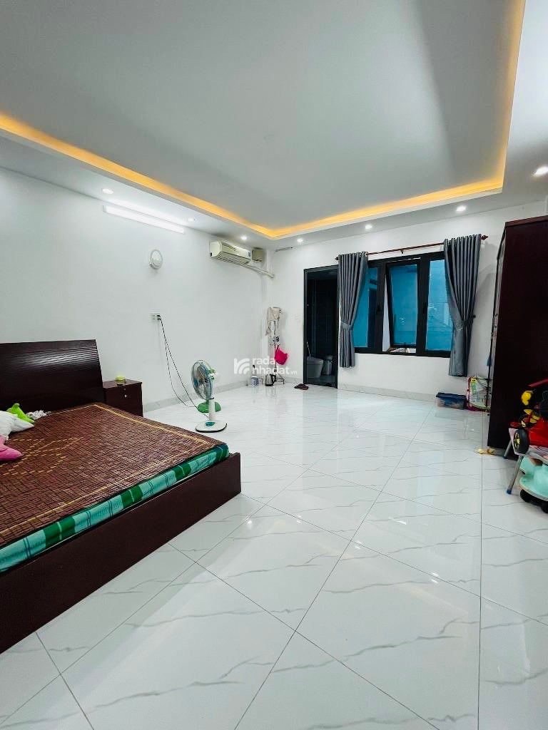 Bán Nhà MT Tỉnh Lộ 10 84m2 2 Lầu Chỉ 8 Tỷ 