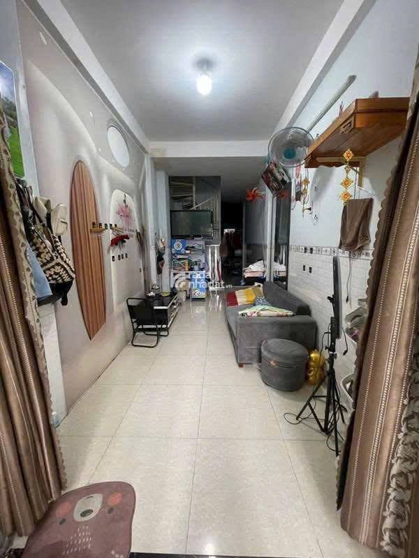 BÙI ĐÌNH TUÝ - BÌNH THẠNH - GẦN HXH - BÁN ĐẤT TẶNG NHÀ - 41 M2 - 2 TẦNG - CHỈ 100 TRIỆU/M2