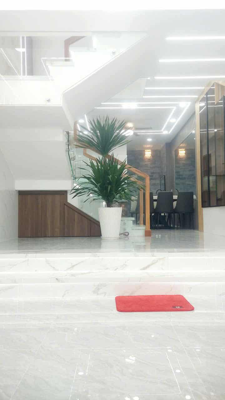 NHÀ MỚI 5 TẦNG, TÔ KÝ, TRUNG MỸ TÂY, CHO THUÊ DÒNG TIỀN 30TR/ THÁNG, 4x21, HƠN 8 TỶ