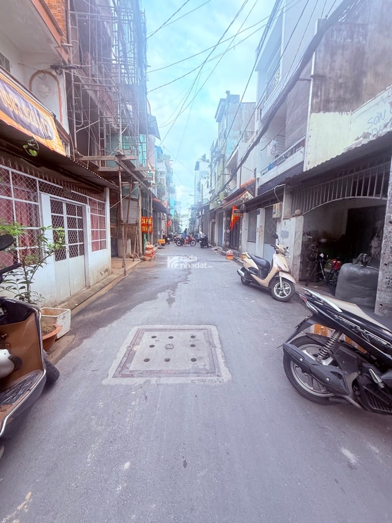 SÁT TÂN BÌNH, HẺM XE HƠI HUỲNH THIỆN LỘC, TÂN PHÚ, 77M2 HIẾM CÓ. GIẢM 550TR CHỈ 10.68T TL TỐT
