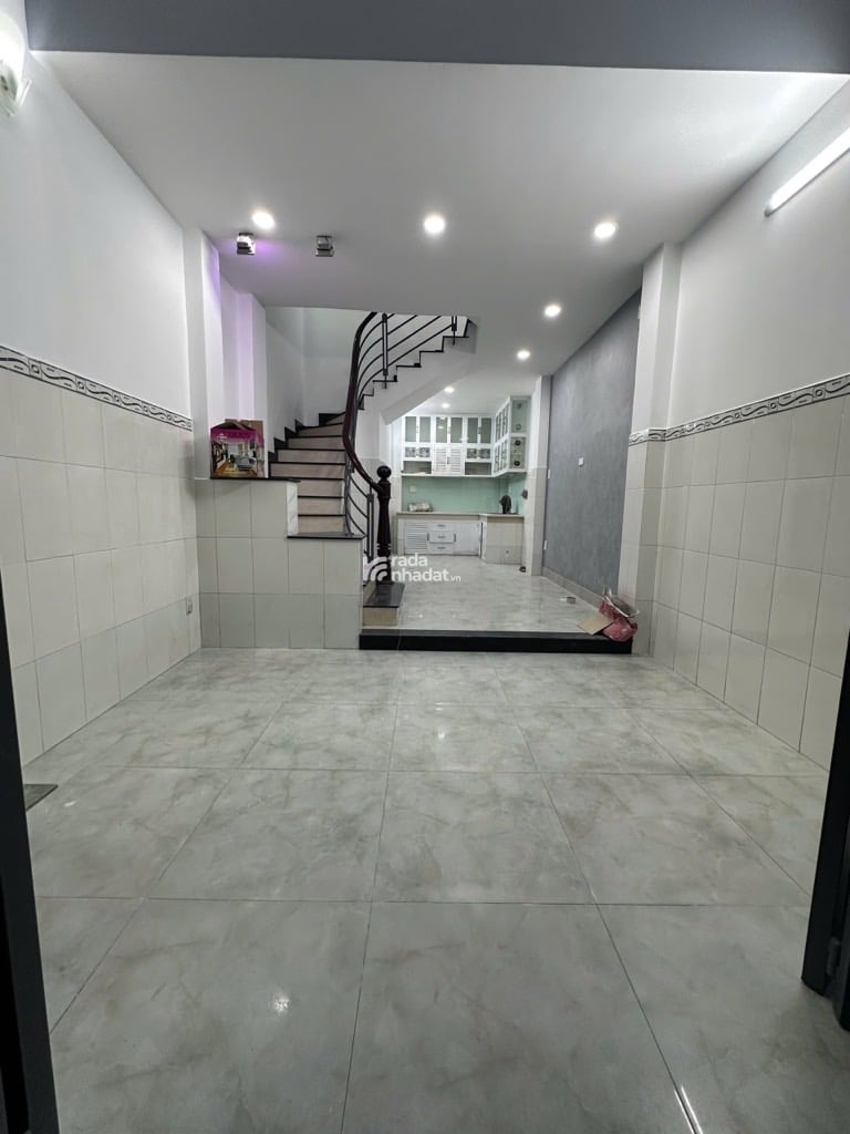 HẺM XE HƠI - TRẦN ĐÌNH XU -Q.1 - 5 TẦNG BTCT - 6PN -5WC -DT: 31M2- 7 TỶ 6