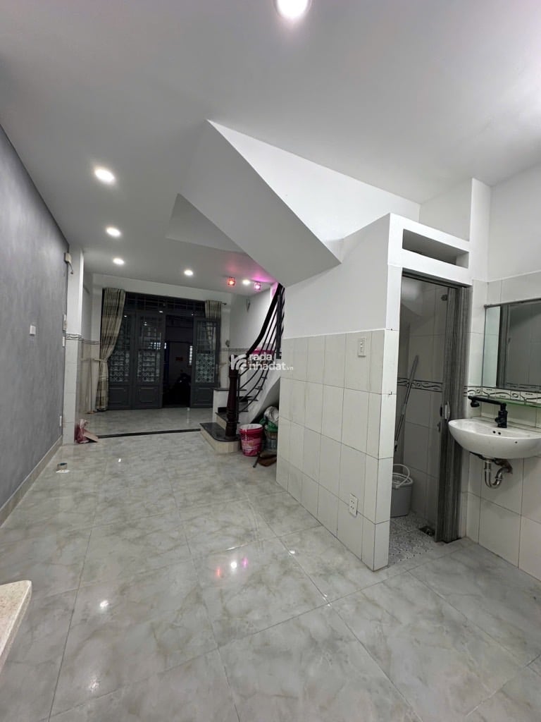 HẺM XE HƠI - TRẦN ĐÌNH XU -Q.1 - 5 TẦNG BTCT - 6PN -5WC -DT: 31M2- 7 TỶ 6