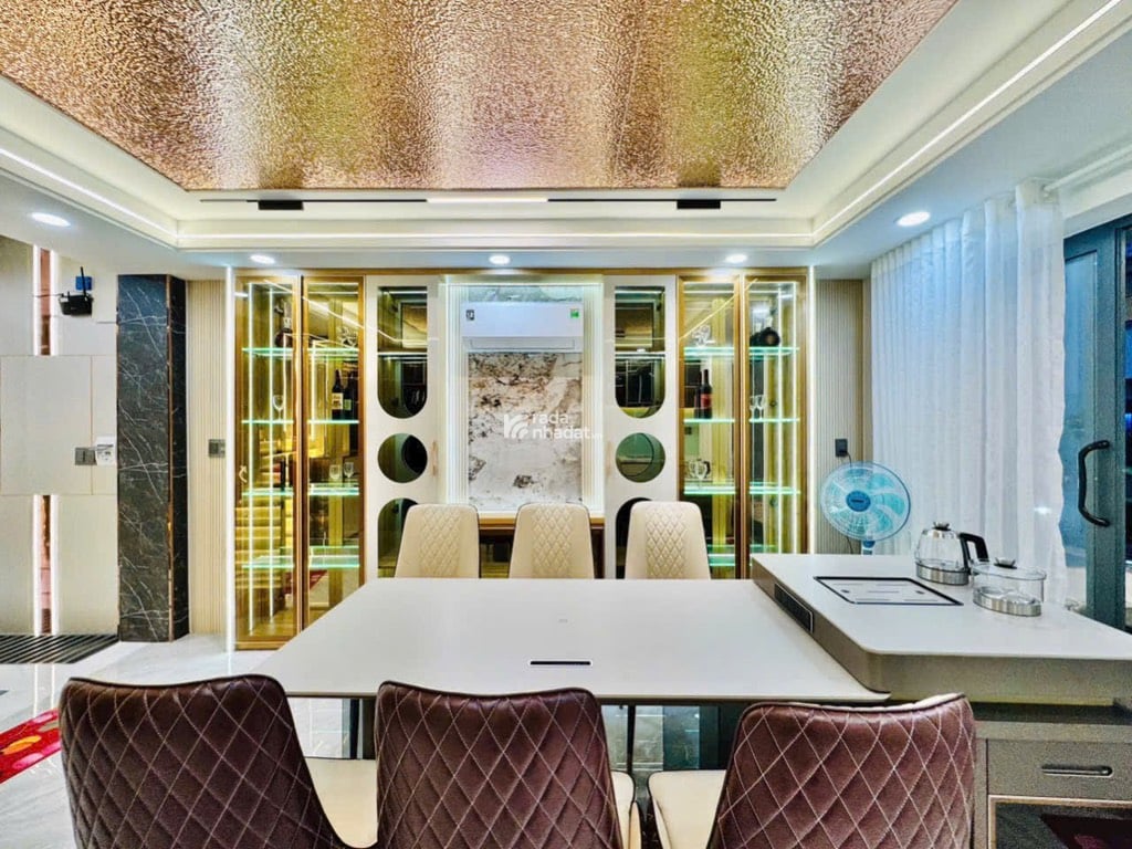 Bán nhà khu đồng bộ vip 6 tầng, thang máy, gara ôtô, 65m2, ngay chợ An Nhơn Gò Vấp, 13.x tỷ