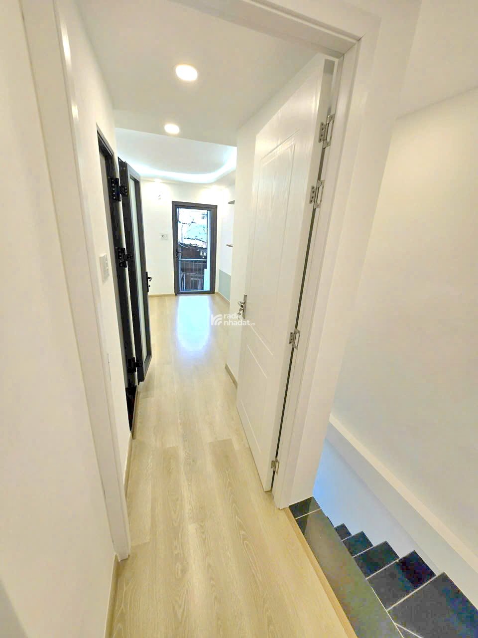 Bán nhà mới 2 lầu gần đường Trần Văn Thành P.8 Quận 8