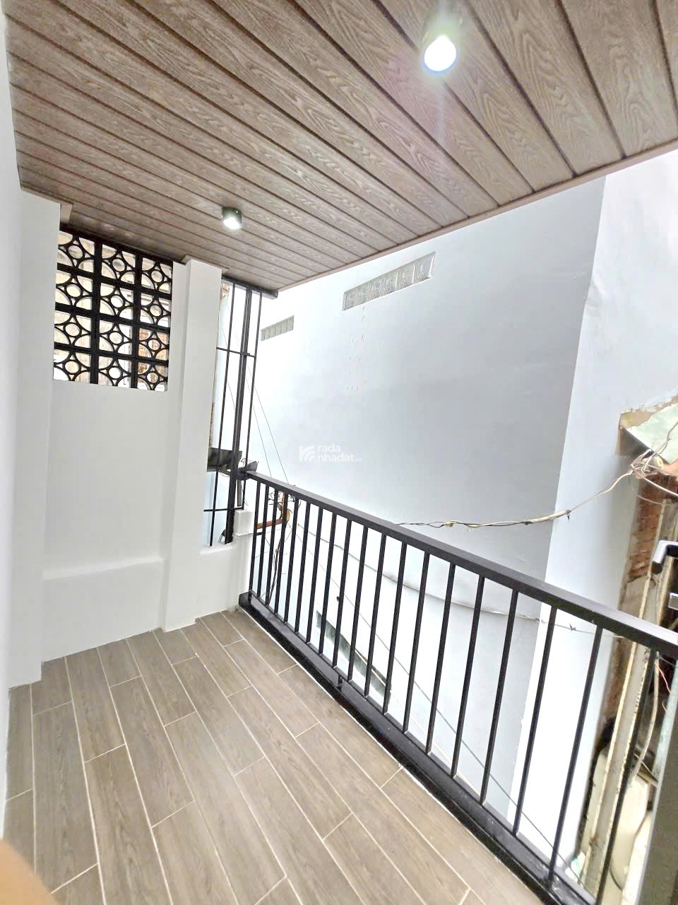 Bán nhà mới 2 lầu gần đường Trần Văn Thành P.8 Quận 8