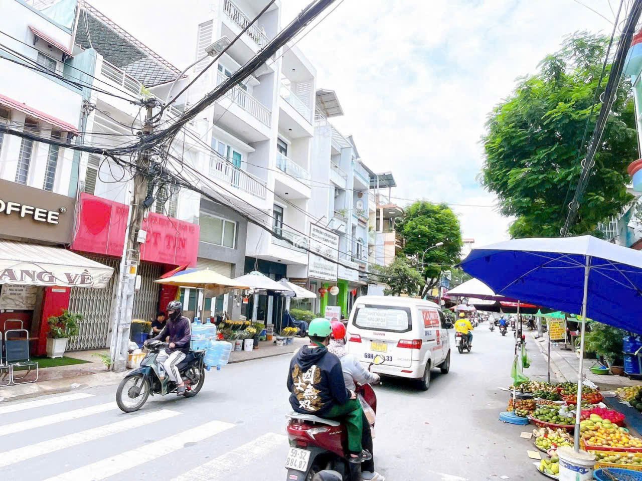  Bán nhà mặt tiền Thống Nhất. Q Tân Phú. 4,4x15m. 3 Tầng. Giá: 13,9 Tỷ 