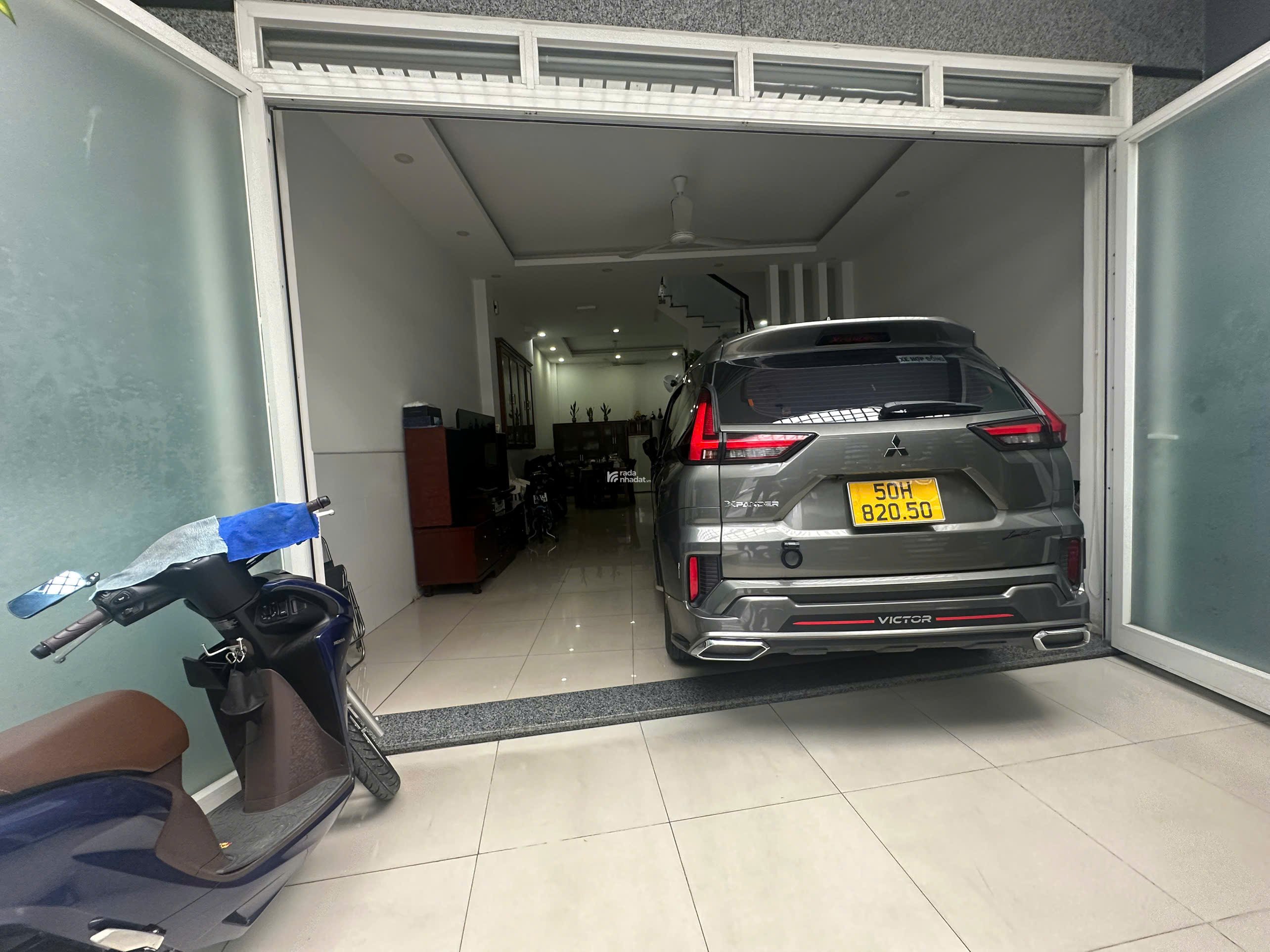 Bán gấp nhà 4 lầu ô tô ngủ trong nhà Huỳnh Văn Nghệ, P. 15, Tân Bình chỉ 8.5 tỷ. TL