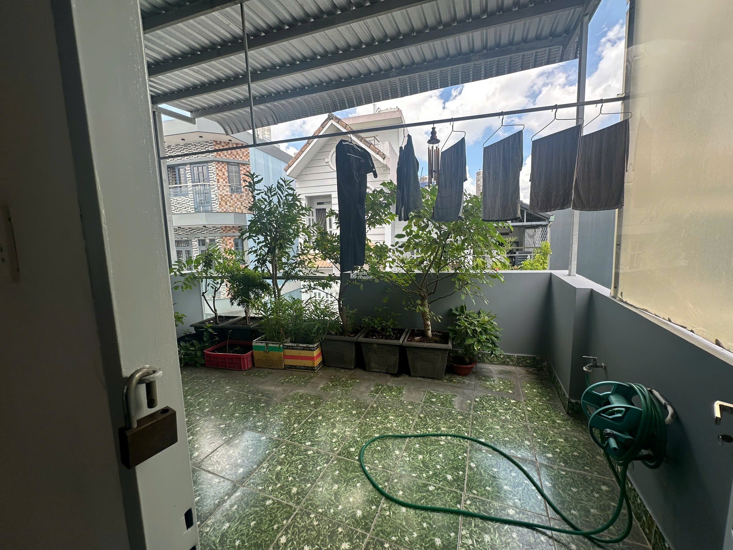 Bán gấp nhà 4 lầu ô tô ngủ trong nhà Huỳnh Văn Nghệ, P. 15, Tân Bình chỉ 8.5 tỷ. TL