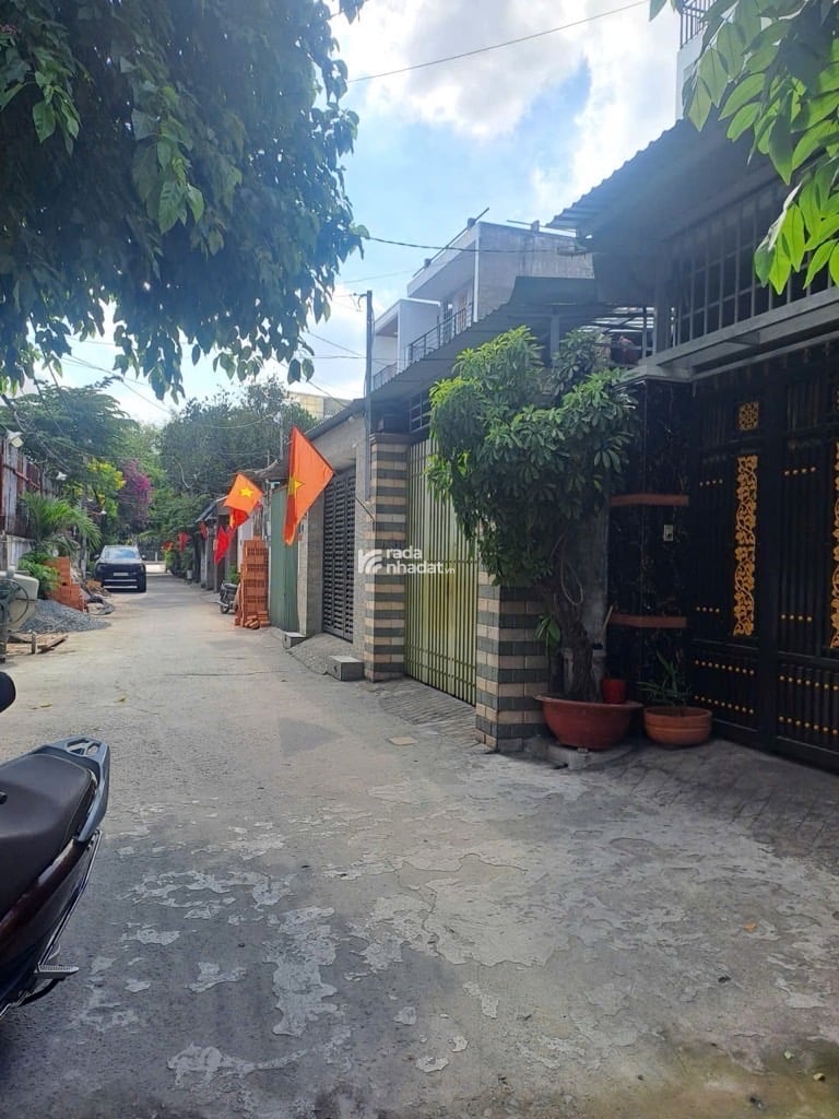 Bán nhà.đường chê lan viên gần đường tây thạnh nguyễn hữu tiến 