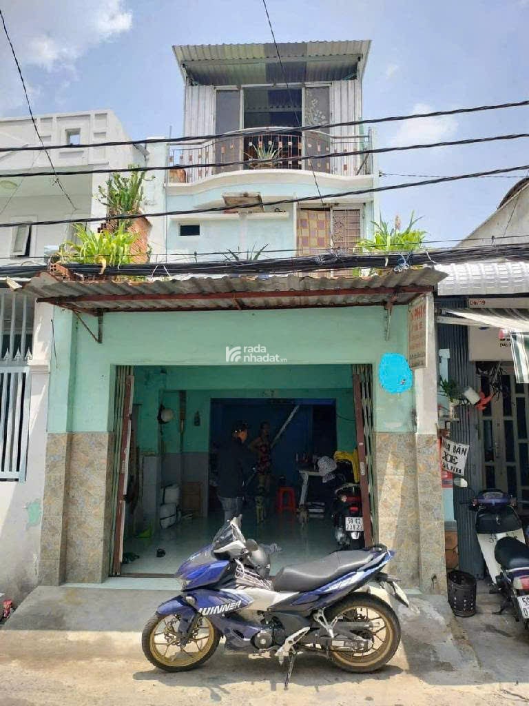 Hẻm xe tải Lê Văn Lương Q7 -kết cấu 3 lầu --60MV --4*15--nhỉnh 4T TL - bán gấp chia tài sản