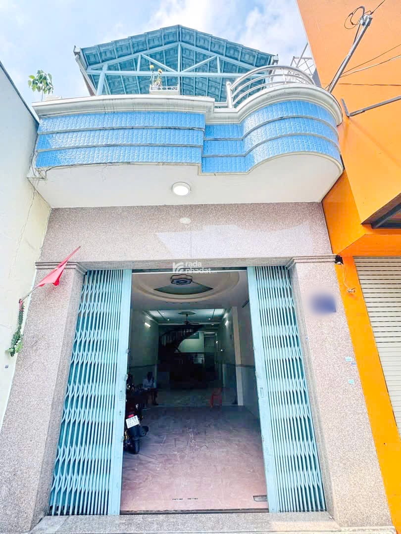 Bán nhà mặt tiền 2 lầu 124m2 đường Ba Đình P.10 Quận 8