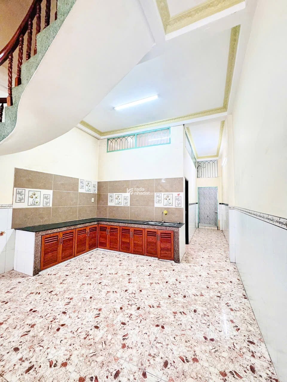 Bán nhà mặt tiền 2 lầu 124m2 đường Ba Đình P.10 Quận 8