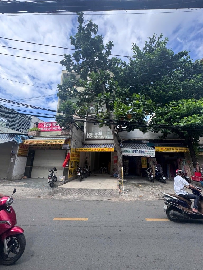 NGAY CHỢ VẢI, MTKD PHÚ THỌ HÒA, TÂN PHÚ, 120M2 HIẾM CÓ. GIẢM 950TR CHỈ CÒN 24.45T TL TỐT