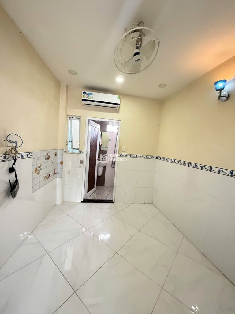 LÝ THÁI TỔ -P.10 – Q.10 – NHÀ 5 TẦNG BTCT - 35 M2 - 7PN 7 WC – 5 TỶ 95