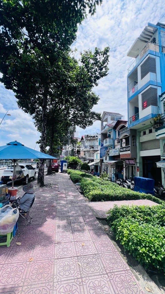 MẶT TIỀN ĐƯỜNG HOÀNG SA Q3 - 5 TẦNG -60M2 - 20 TỶ 200