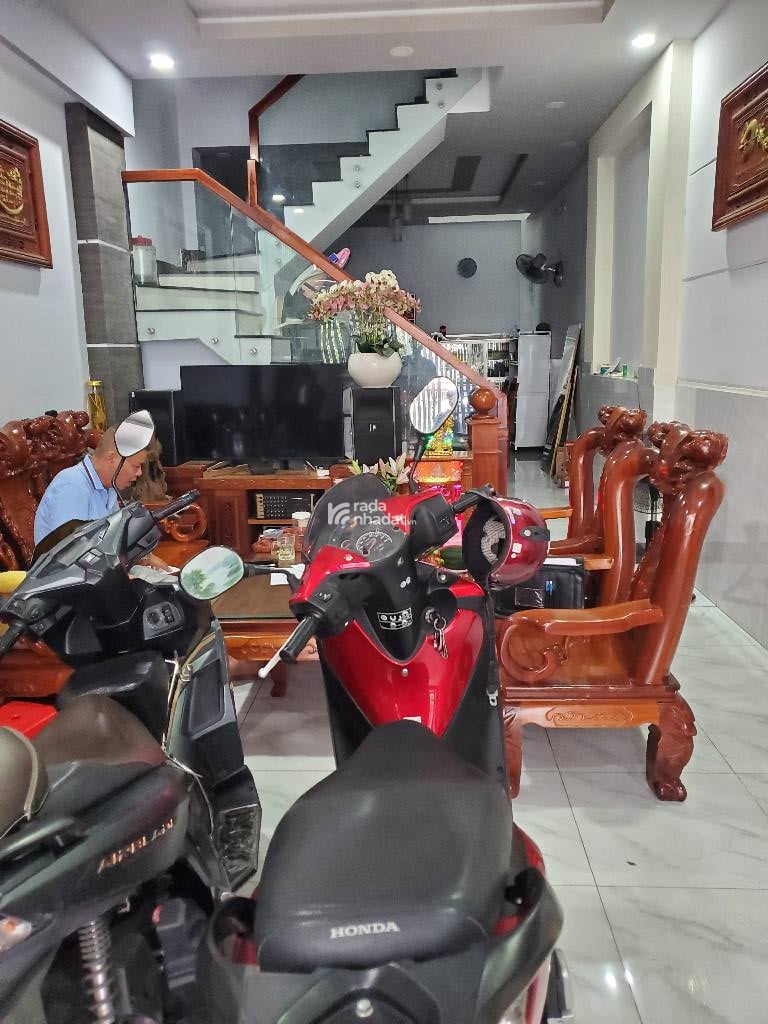 NGÃ 4 BỐN XÃ 4 TẦNG CỰC ĐẸP - HẺM XE HƠI - LÊ VĂN QUỚI -BÌNH TRỊ ĐÔNG- BÌNH TÂN 4MX14M -   6 .7 TỶ