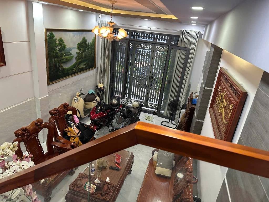 NGÃ 4 BỐN XÃ 4 TẦNG CỰC ĐẸP - HẺM XE HƠI - LÊ VĂN QUỚI -BÌNH TRỊ ĐÔNG- BÌNH TÂN 4MX14M -   6 .7 TỶ