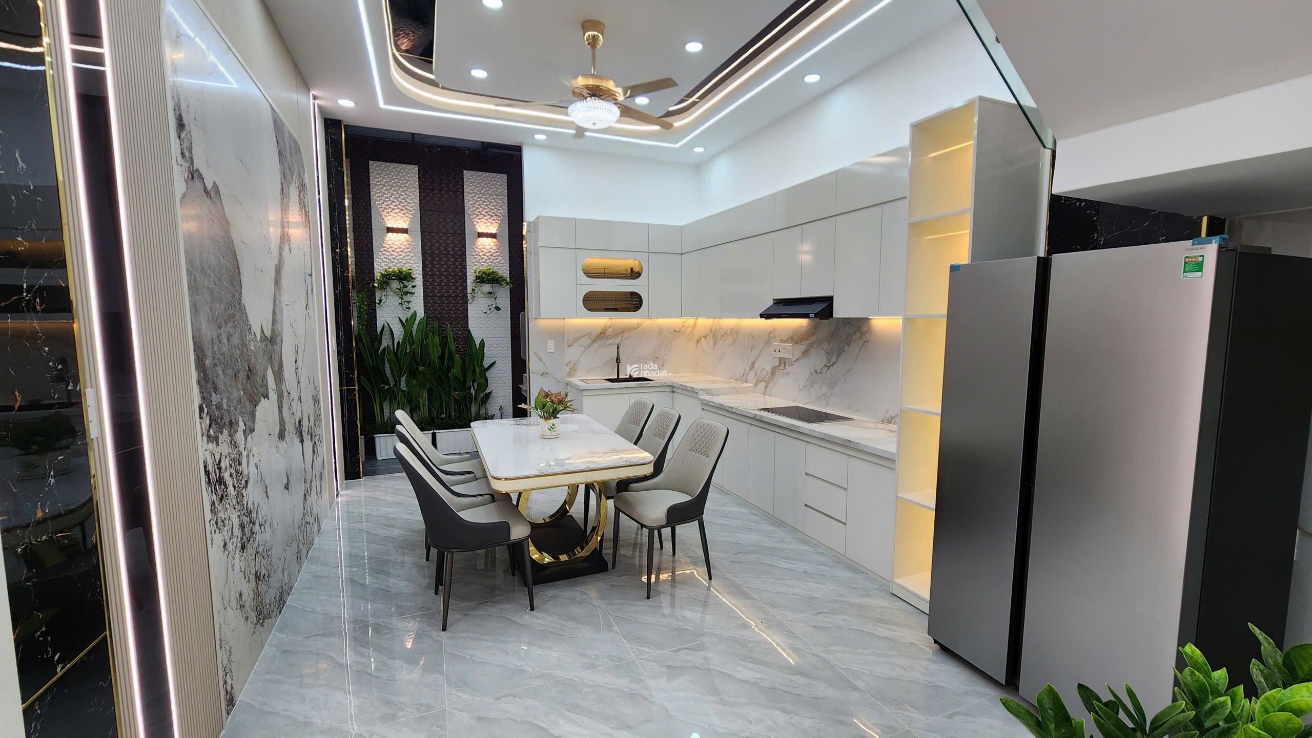 NHÀ PHỐ CAO CẤP - 1/ LÂM THỊ HỐ, QUẬN 12 - 3 TỶ NHẬN NHÀ