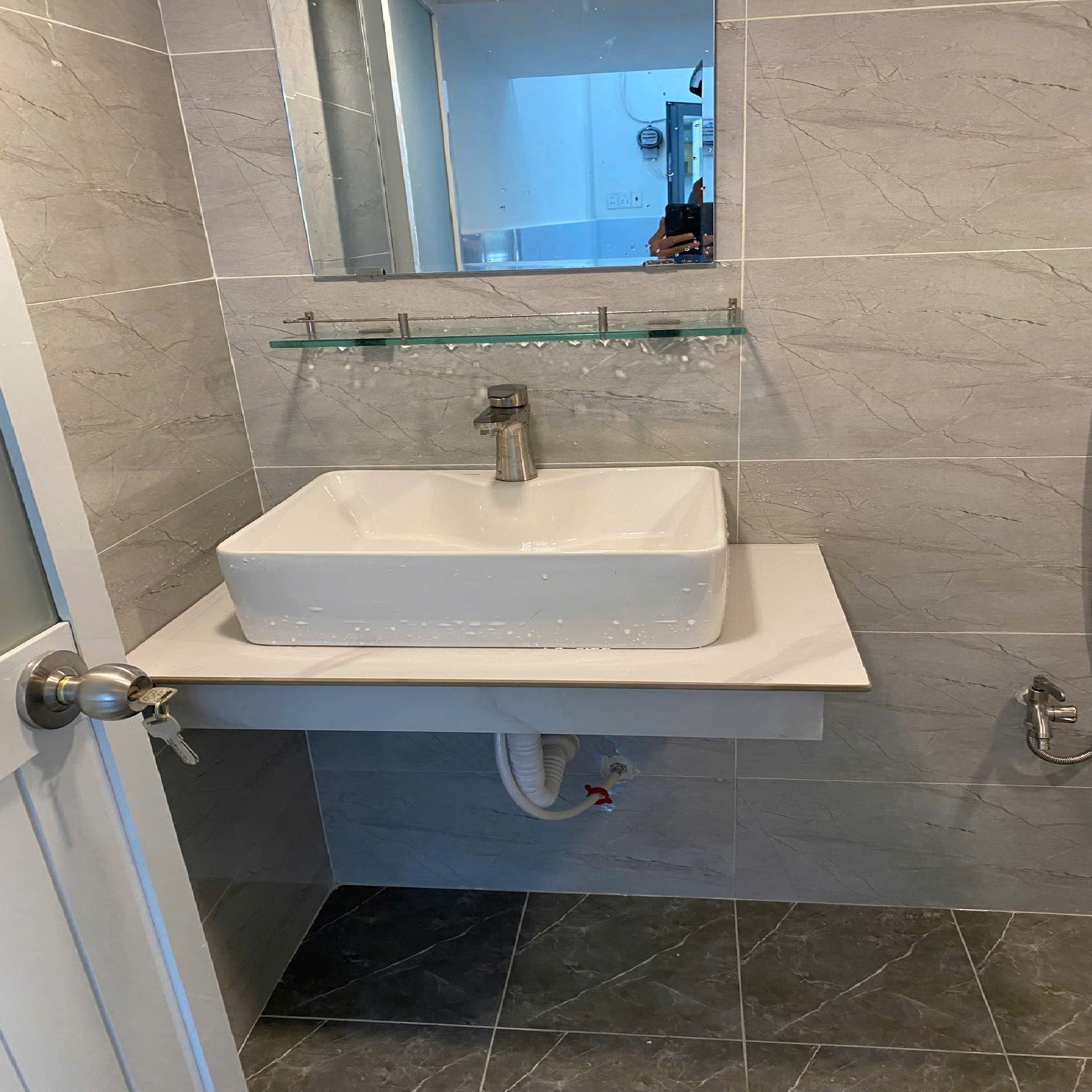 Bán nhà Cách Mạng Tháng Tám -Quận 3 - 4.6 x 6.4 m - Giá 3.8 tỷ