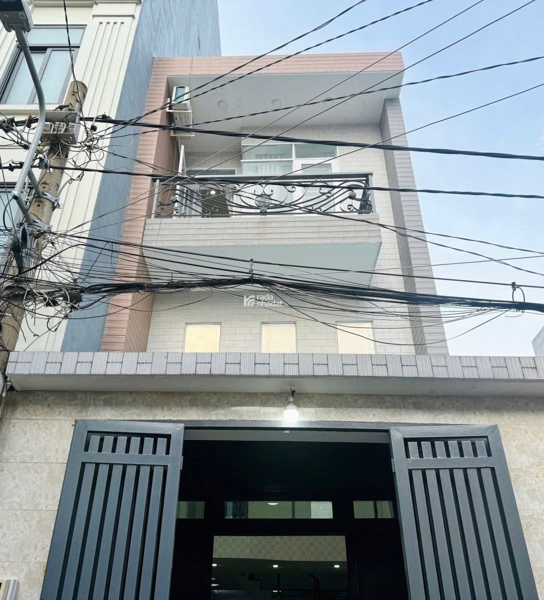 Bán gấp nhà đường D5 phường 25 Bình Thạnh, HXH, gần trường đại học, sổ hồng riêng