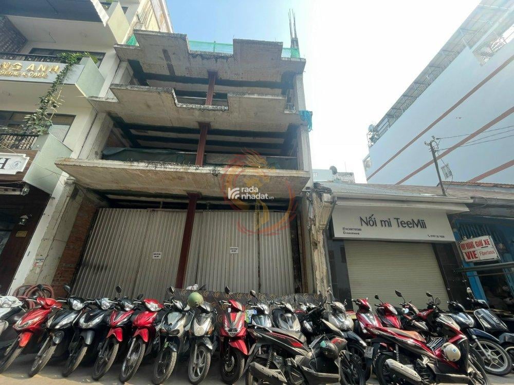 130 tỷ! Bán nhà phố Đ. Nguyễn Thái Bình, Q.1 12x24m  3 tầng