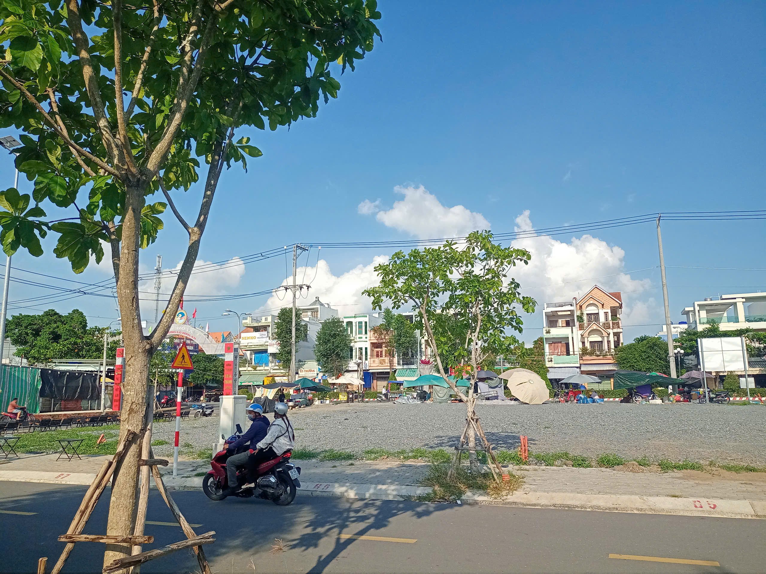 ĐẤT THANH LÝ cạnh chợ Cần Đước cách mặt tiền đường Trần Hưng Đạo vài bước chân