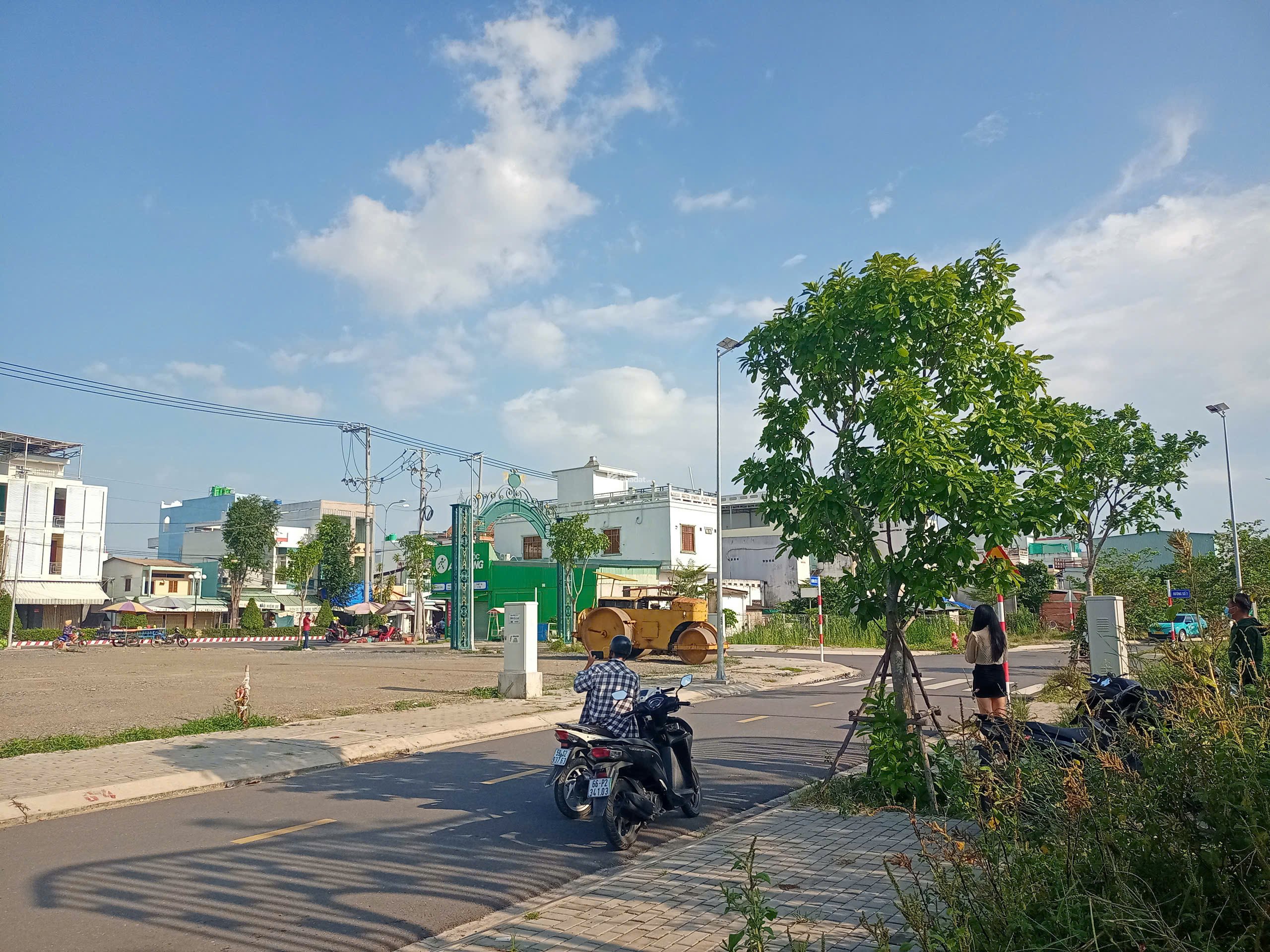 ĐẤT THANH LÝ cạnh chợ Cần Đước cách mặt tiền đường Trần Hưng Đạo vài bước chân