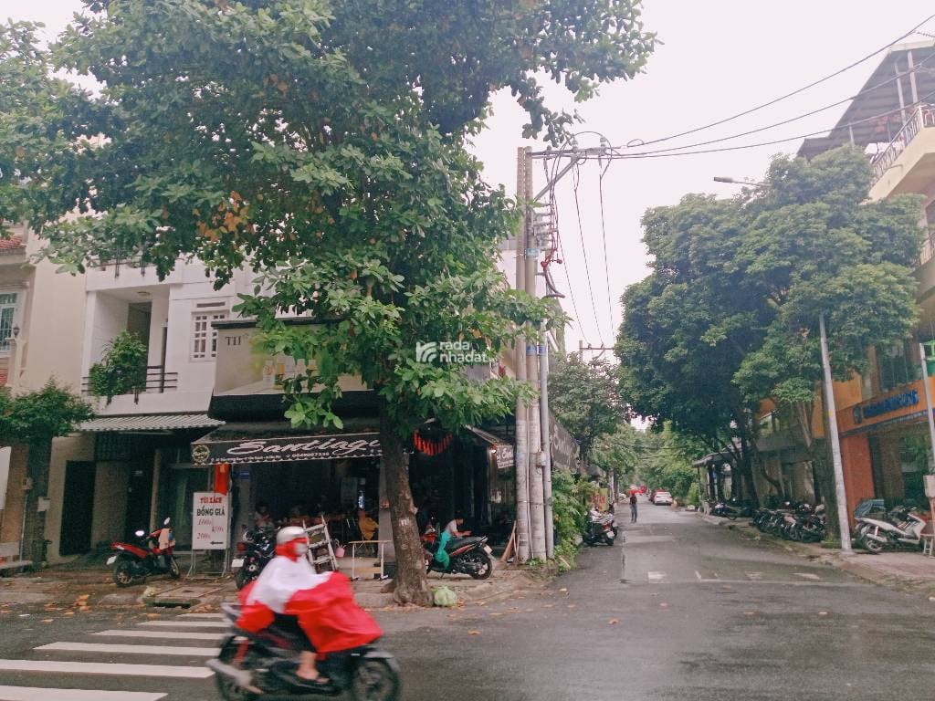 SÁT TÂN BÌNH, MTKD TRẦN HƯNG ĐẠO, TÂN PHÚ, 100M2 HIẾM CÓ, TIỆN XÂY. GIẢM 550TR CHỈ 21.5T TL TỐT