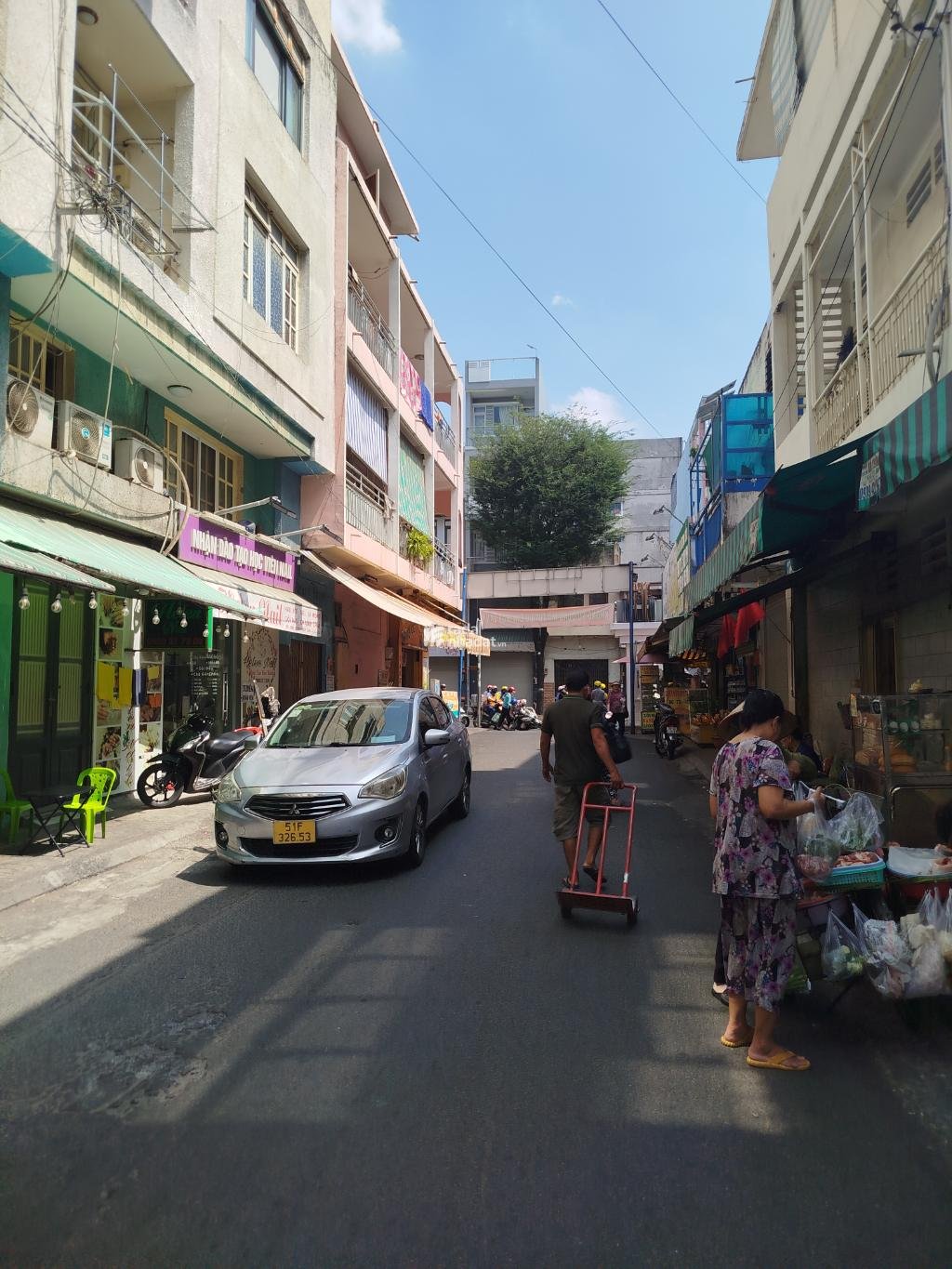 GIÁP TRẦN PHÚ- 5 TẦNG -HẺM XE HƠI- NGUYỄN TRÃI - Q. 5-DT:44M2- 9 TỶ 5