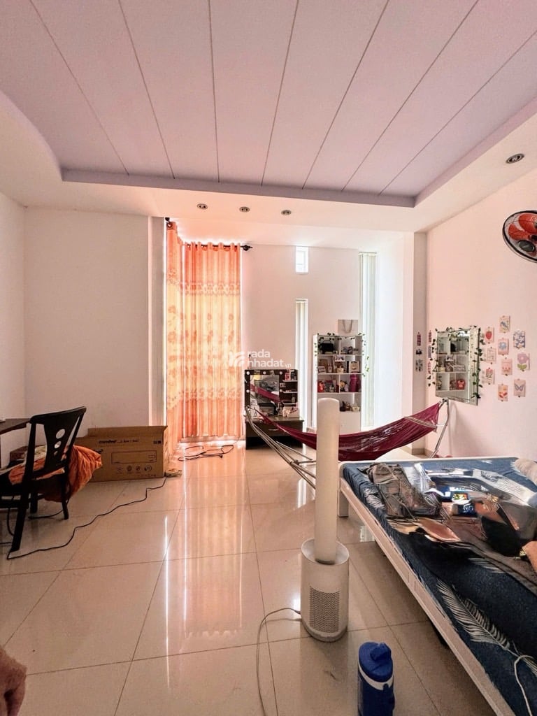 HIẾM ! Nhà Giá Rẻ - Bình Tân - Mặt Tiền -  45m2 - 4 tầng -  chỉ nhỉnh 5ty