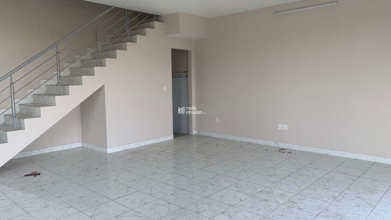 Tìm nhà đầu tư căn hộ thương mại 2.1tỷ/85m2 cổng sau khu công nghiệp Tân Hương 